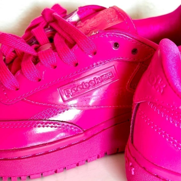 Hot Pink Patent Leather Sneakers Reebok Bold Loud Cardi B Club C Double 6.5 - Picture 11 of 13